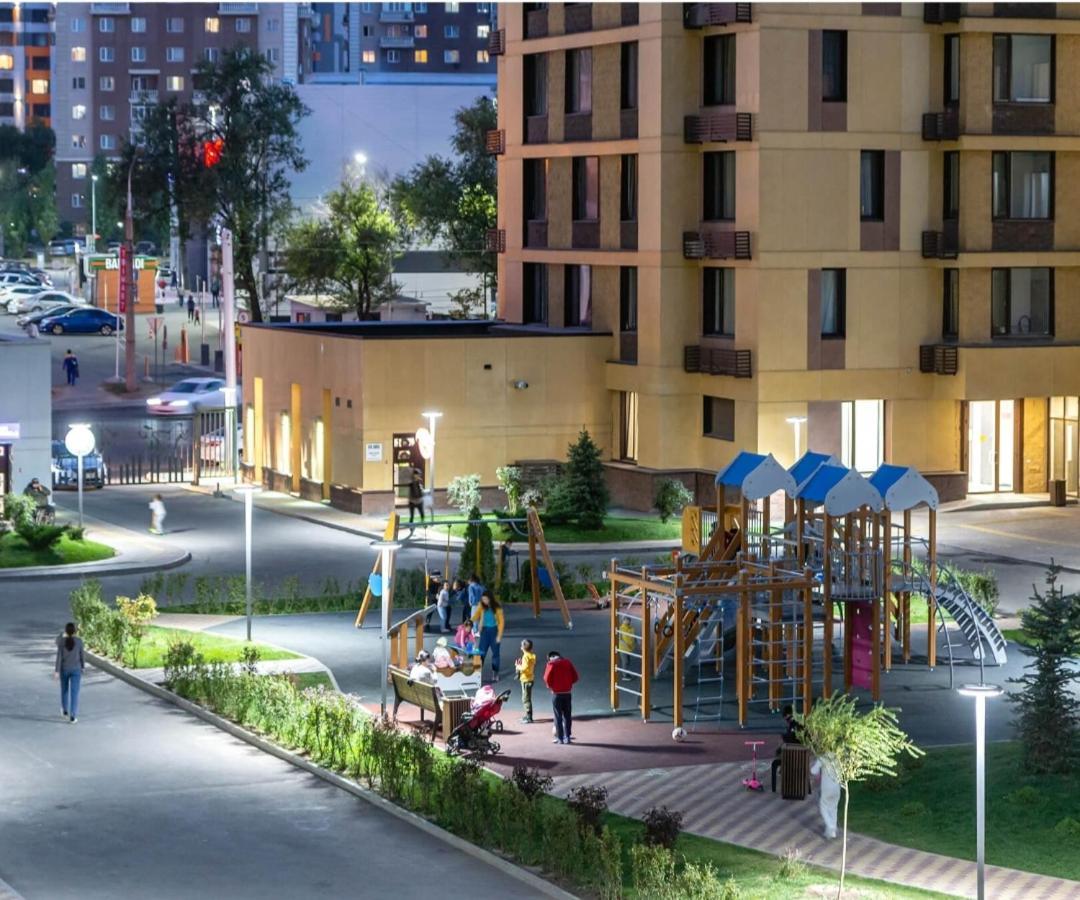 Жк-Jazz Квартал 3-Х Комнатная Бизнес Класс Almaty Exterior photo